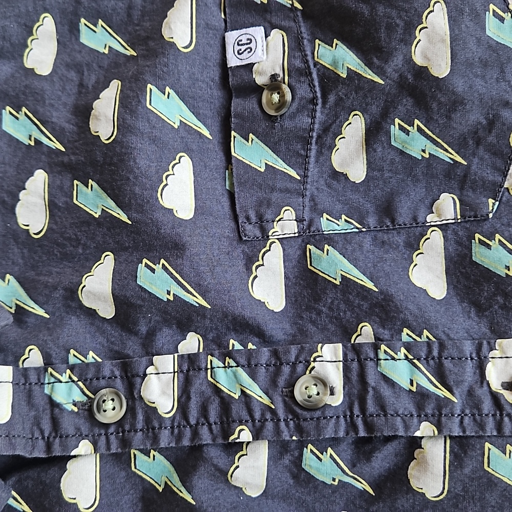 Button‎ up and Khaki Shorts Set Size M (10-12) - Picture 6 of 8